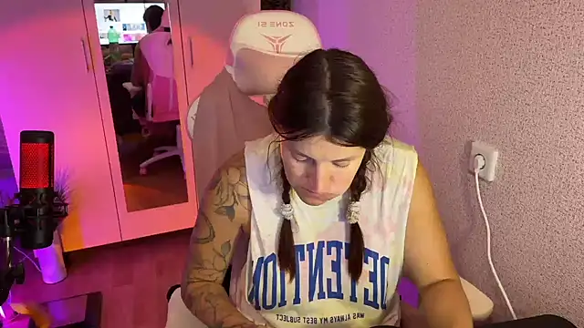 Snapshot of Katrin__kiss chatting on 10-08-25, 05:10 Katrin kiss online show from 10-08-25, 05:10
