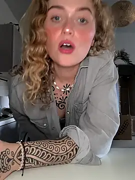 Goldloeckchen159 online show from 12-21-24, 12:49