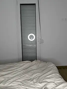 Goldloeckchen159 online show from 04-12-26, 06:46