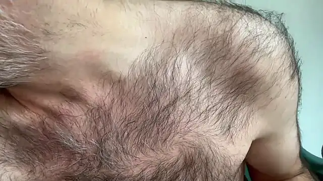 Snapshot of Brianjonest chatting on 11-04-25, 11:42 Brianjonest online show from 11-04-25, 11:42