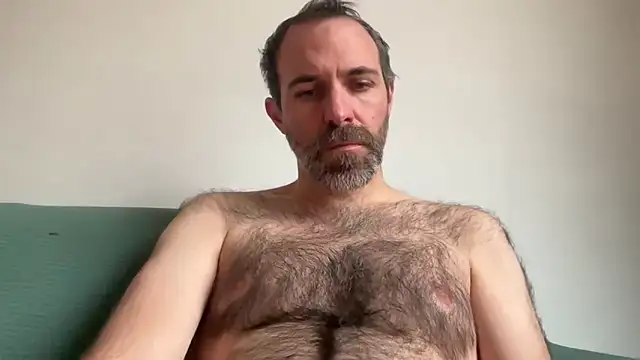 Snapshot of Brianjonest chatting on 11-06-25, 02:40 Brianjonest online show from 11-06-25, 02:40