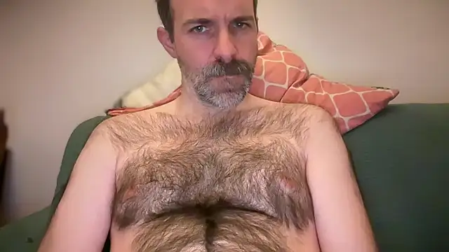 Snapshot of Brianjonest chatting on 02-19-26, 06:15 Brianjonest online show from 02-19-26, 06:15