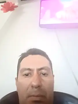 walwan85 online show from 10-31-25, 08:21