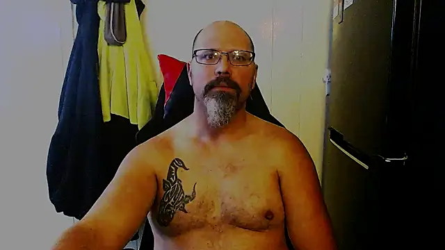 Snapshot of KrazyLegz chatting on 12-01-24, 06:30 KrazyLegz online show from 12-01-24, 06:30