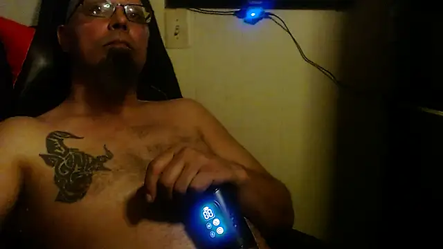 Snapshot of KrazyLegz chatting on 02-02-25, 08:51 KrazyLegz online show from 02-02-25, 08:51