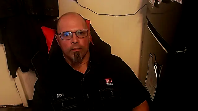 KrazyLegz online show from 10-24-25, 09:00