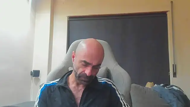 Bicopflirt online show from 11-14-25, 01:59