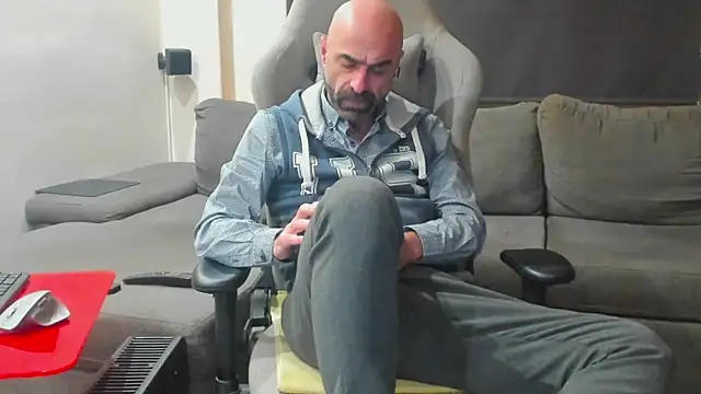 Bicopflirt online show from 01-13-26, 02:28