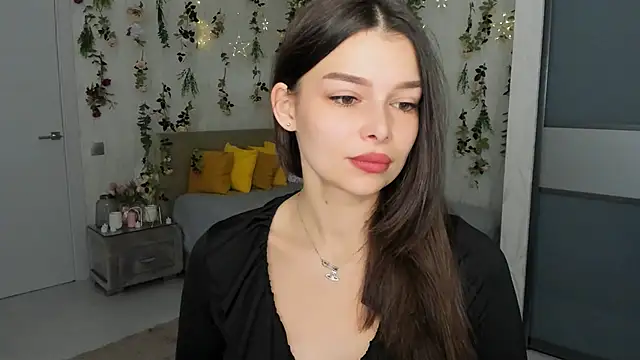 ContinentOfTranquility online show from 12-04-25, 01:04