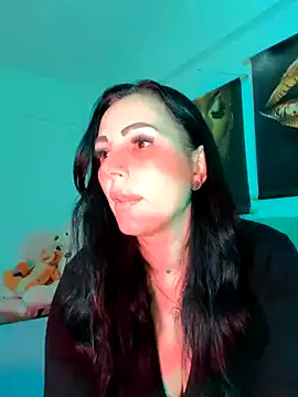 Snapshot of ReiyaRey chatting on 01-31-26, 11:14 ReiyaRey online show from 01-31-26, 11:14