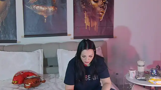 Snapshot of ReiyaRey chatting on 02-17-26, 11:11 ReiyaRey online show from 02-17-26, 11:11