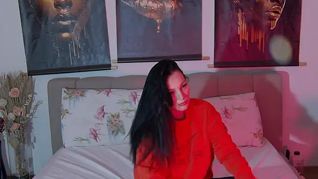 Snapshot of ReiyaRey chatting on 02-21-26, 08:21 ReiyaRey online show from 02-21-26, 08:21