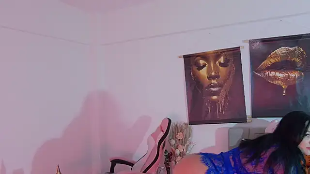 Snapshot of ReiyaRey chatting on 02-22-26, 03:43 ReiyaRey online show from 02-22-26, 03:43