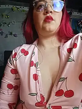 Snapshot of NinaGauther chatting on 01-09-26, 03:48 NinaGauther online show from 01-09-26, 03:48