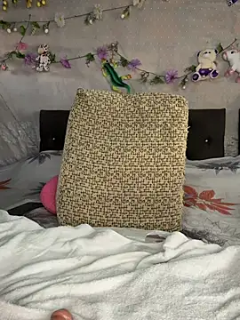 Snapshot of NinaGauther chatting on 02-17-26, 02:24 NinaGauther online show from 02-17-26, 02:24