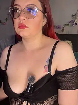 NinaGauther online show from 06-18-26, 02:10