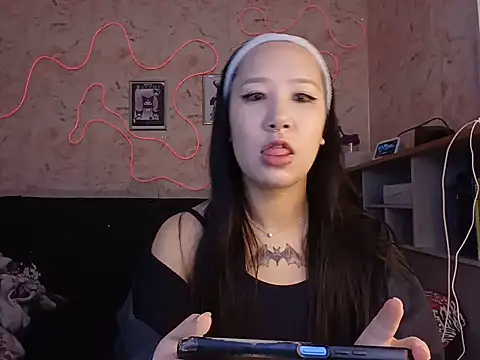 Japabaixinha online show from 06-11-26, 06:44