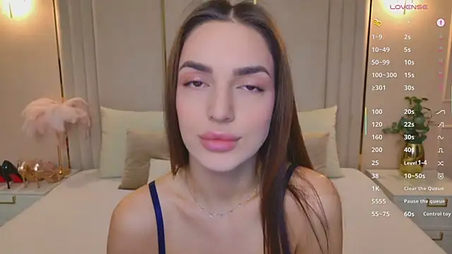 BellaHalles online show from 01-19-26, 05:55