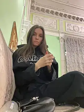 Snapshot of Jinna_milli chatting on 02-06-25, 03:41 Jinna milli online show from 02-06-25, 03:41