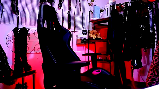 Agatha BDSM online show from 11-07-25, 08:42