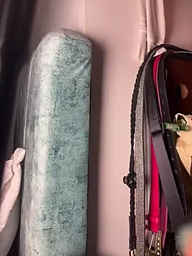 solecito 22 online show from 02-13-25, 01:50