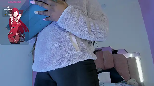 LoveQueen2 online show from 03-21-25, 11:44