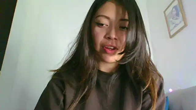 Snapshot of katherodriguezx chatting on 02-07-26, 10:02 katherodriguezx online show from 02-07-26, 10:02