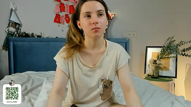 Snapshot of DonnaBurkee chatting on 01-12-25, 10:54 DonnaBurkee online show from 01-12-25, 10:54