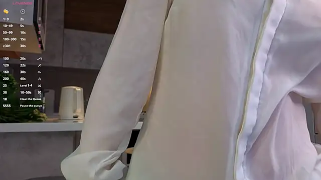 DonnaBurkee online show from 04-09-26, 04:23