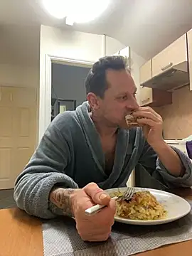 Yourhotboy 42 online show from 02-05-25, 11:39