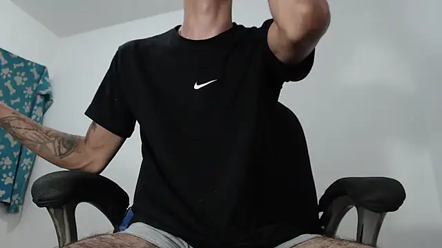 Snapshot of jarley_joker3 chatting on 12-04-24, 06:33 jarley joker3 online show from 12-04-24, 06:33