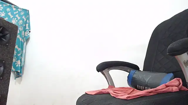 Snapshot of jarley_joker3 chatting on 12-20-24, 08:55 jarley joker3 online show from 12-20-24, 08:55