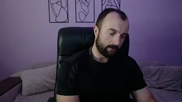 brindlefly6969 online show from 06-17-26, 10:39