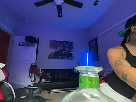 4EVAGLACIERS online show from 04-28-26, 03:11