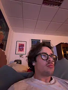 Snapshot of hardmecl chatting on 03-19-26, 06:56 hardmecl online show from 03-19-26, 06:56