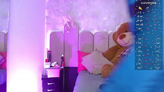 puca ebony online show from 11-26-25, 07:37