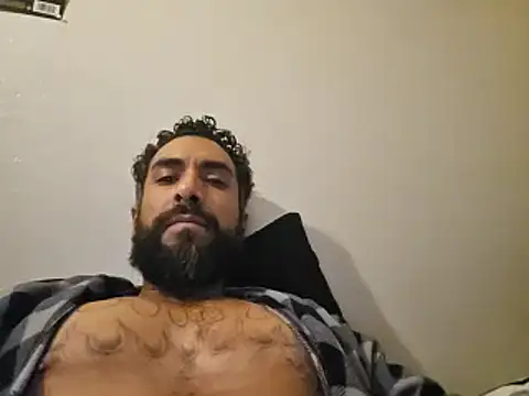 Snapshot of Forbidden_daddy chatting on 12-12-24, 01:17 Forbidden daddy online show from 12-12-24, 01:17