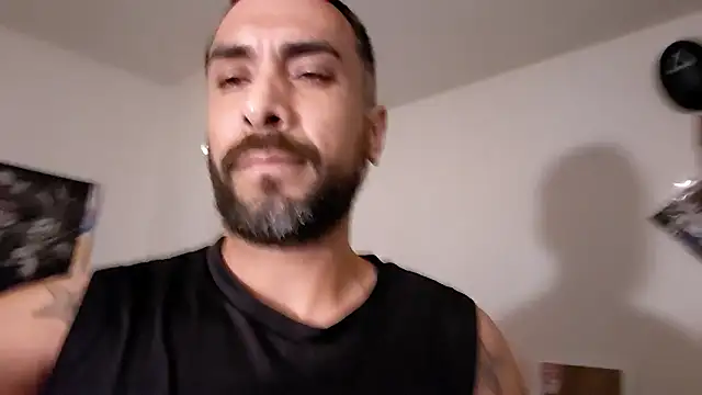 Snapshot of Forbidden_daddy chatting on 03-01-26, 08:16 Forbidden daddy online show from 03-01-26, 08:16