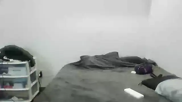 Iliketocooksquirt25 online show from 09-24-25, 01:09