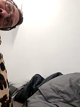 Iliketocooksquirt25 online show from 04-29-26, 08:18