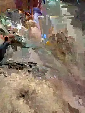 Snapshot of Youns98 chatting on 09-23-25, 06:22 Youns98 online show from 09-23-25, 06:22