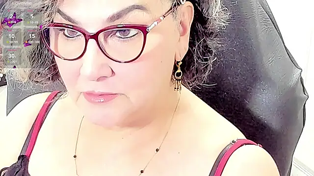 Snapshot of cataleya_mom chatting on 05-06-26, 03:24 cataleya mom online show from 05-06-26, 03:24