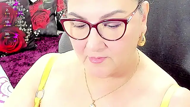 Snapshot of cataleya_mom chatting on 05-20-26, 03:34 cataleya mom online show from 05-20-26, 03:34