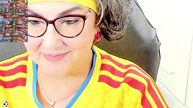 Snapshot of cataleya_mom chatting on 06-17-26, 11:38 cataleya mom online show from 06-17-26, 11:38