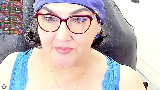 Snapshot of cataleya_mom chatting on 06-21-26, 03:42 cataleya mom online show from 06-21-26, 03:42