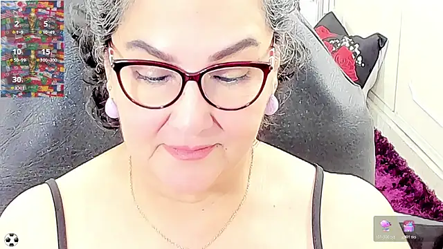Snapshot of cataleya_mom chatting on 06-25-26, 10:09 cataleya mom online show from 06-25-26, 10:09
