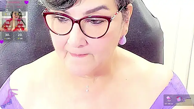 Snapshot of cataleya_mom chatting on 07-29-26, 12:09 cataleya mom online show from 07-29-26, 12:09
