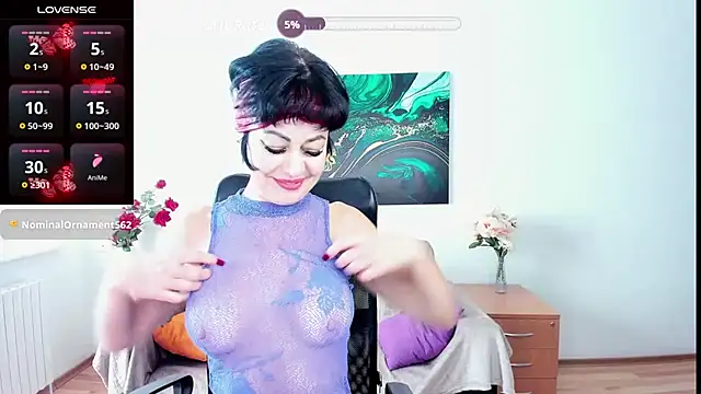 Snapshot of Silvia_Wallec chatting on 10-29-25, 06:37 Silvia Wallec online show from 10-29-25, 06:37