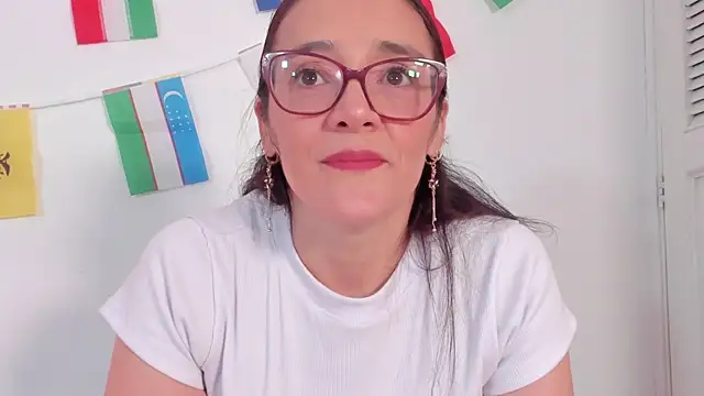 Jessica Herrera  online show from 06-30-26, 10:33
