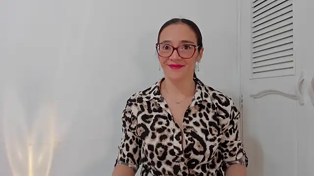 Jessica Herrera  online show from 07-10-26, 01:14